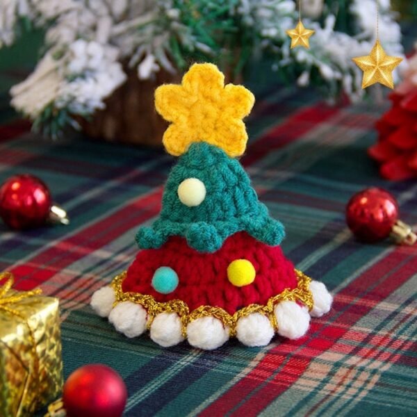 cozipaw-christmas-tree-hat-snowy-bubble-edge.jpg